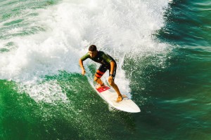 西甲精彩攻防双线，表现突出的球员赢得掌声，2020赛季西甲最常见两项总进球数为